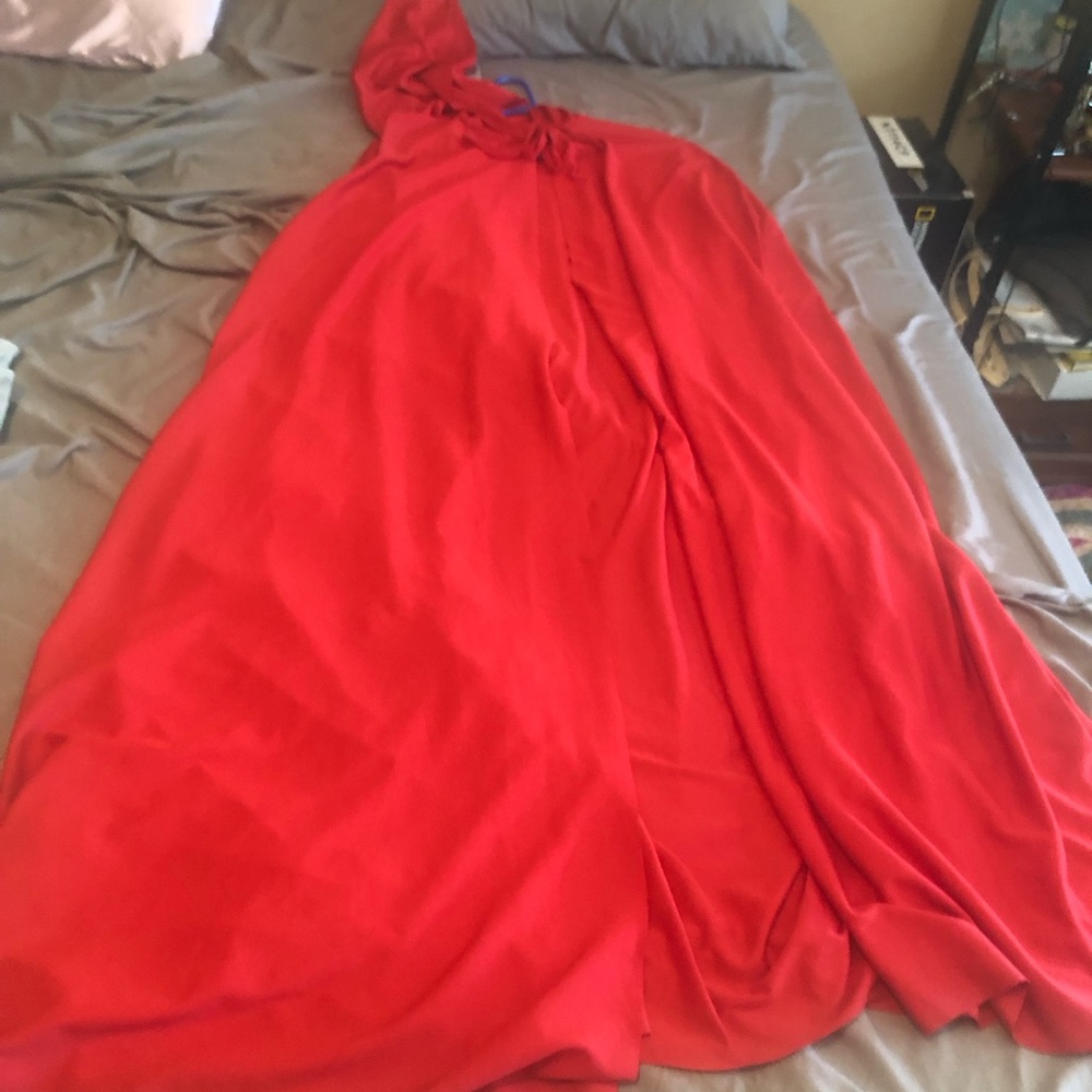 Red riding hood/cape